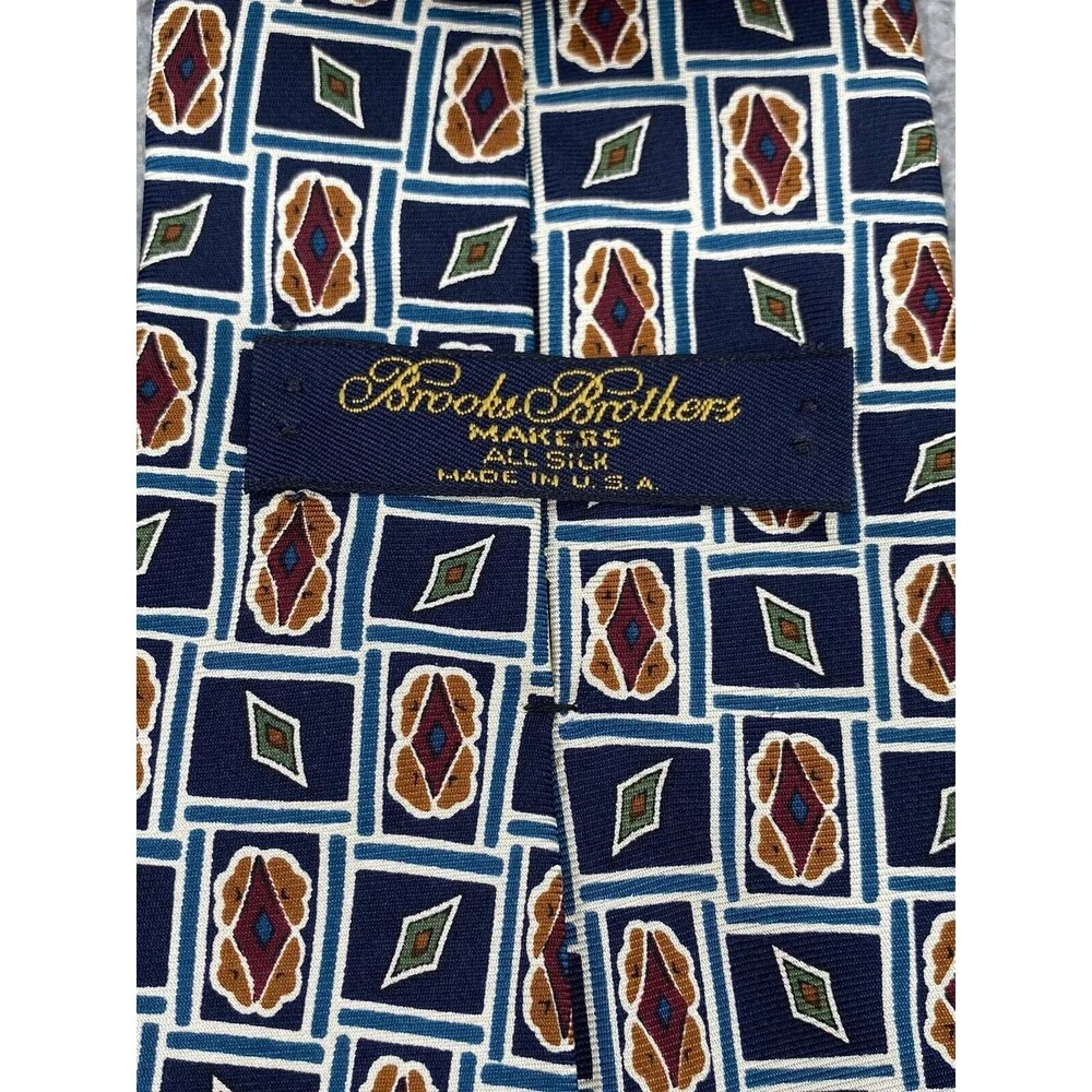 Brooks Brothers 100% Silk Tie Mens Geometric Classic Made in USA Corpcore Preppy